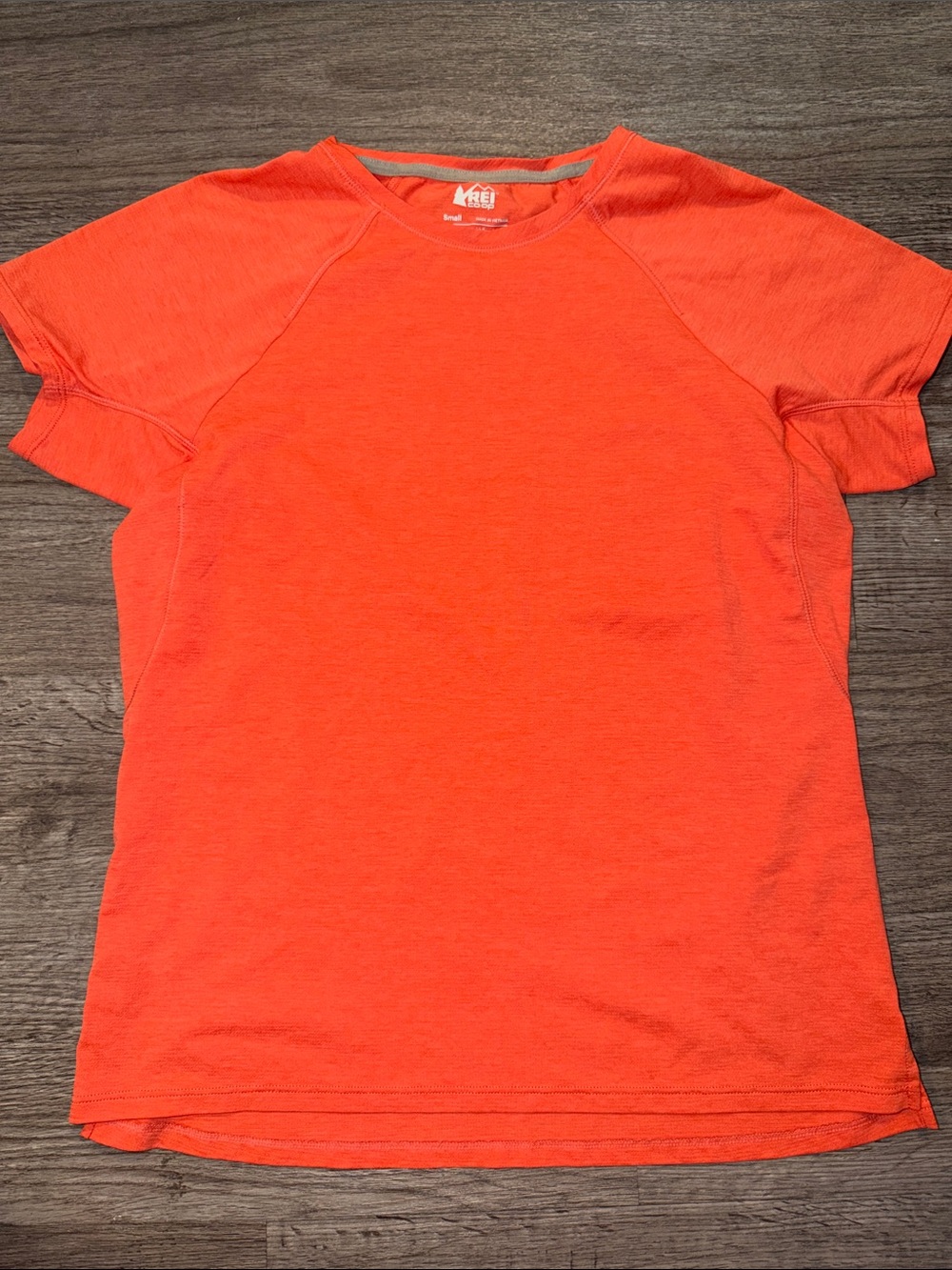REI Co-op Active Pursuits T-Shirt Small Orange Hiking Running Performance